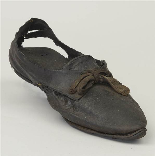 Image of Woman's Shoe